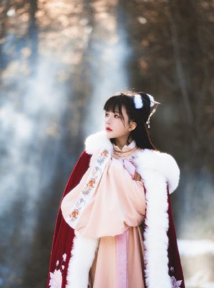 《年轻女教师3》中文字幕